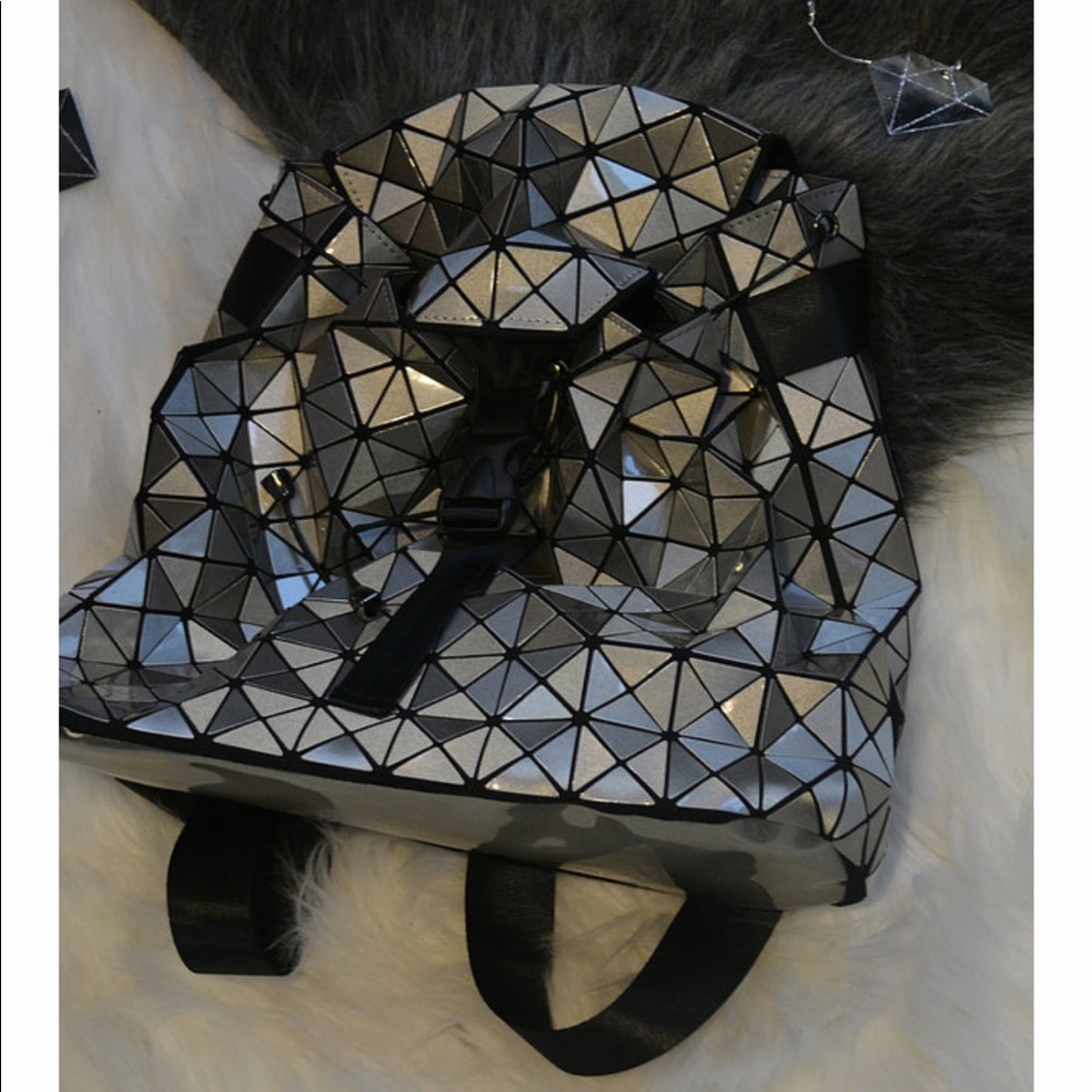 Super chic backpack in silver